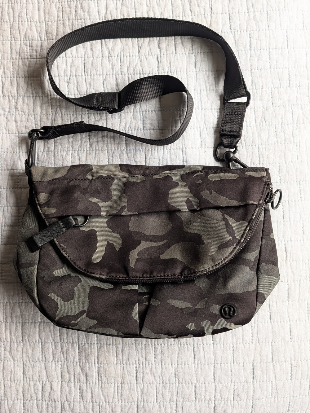 lululemon Festival Camo Bag, Green Camo